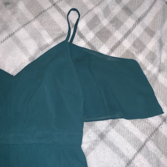 Lulu’s emerald green maxi dress - Picture 5 of 7
